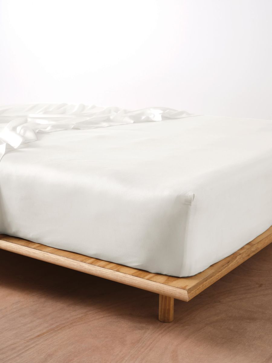 500T Bam Cot Fitted Sheet